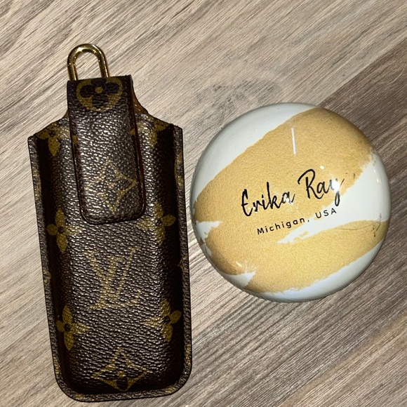 Louis Vuitton Monogram Phone Case Holster - Picture 16 of 16